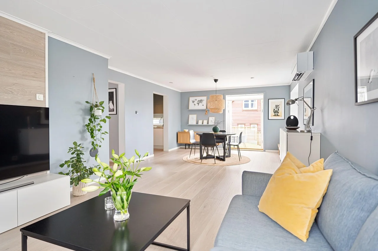 Transformer votre appartement en havre familial : l'art du débarras réussi